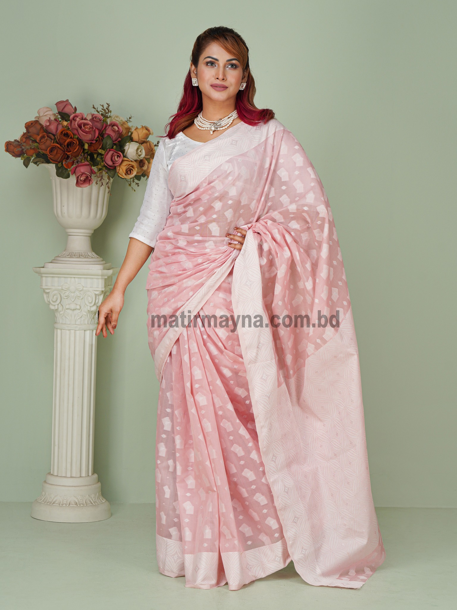 মাস্টার কপি জামদানি পিংক কালার শাড়ি কোড নং 005